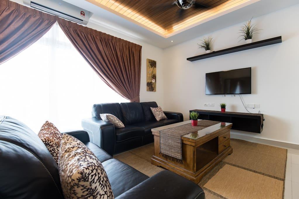Palm Armada Free Parking And Netflix Apartment *